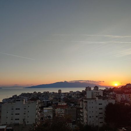 Melina House Apartment Sarande Bagian luar foto