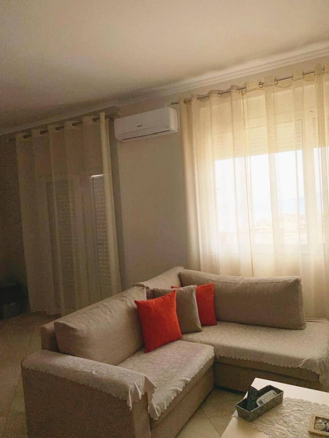 Melina House Apartment Sarande Bagian luar foto