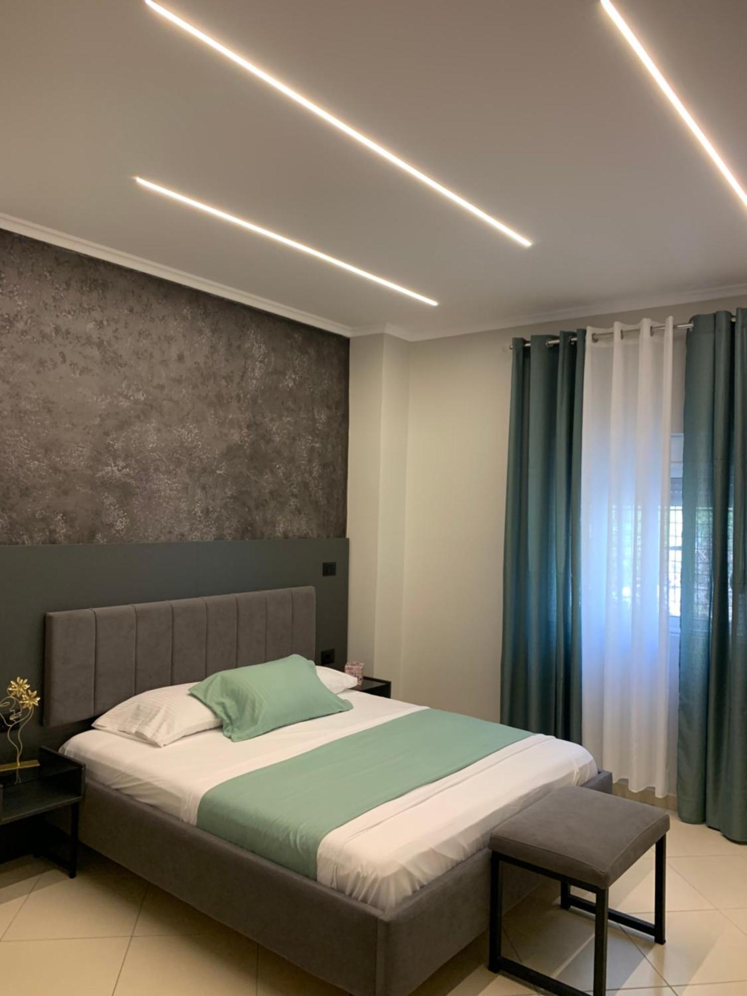 Melina House Apartment Sarande Bagian luar foto
