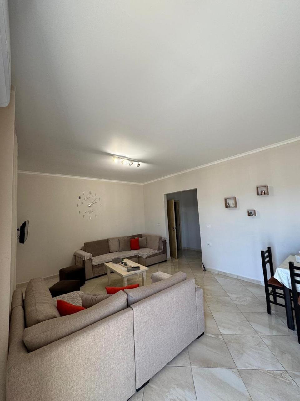 Melina House Apartment Sarande Bagian luar foto